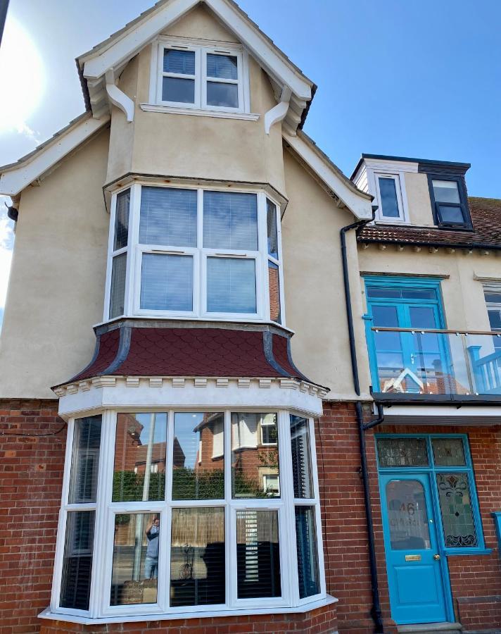 Stylish 2 Bed Apt, 2 Minute Walk From The Beach. Sheringham Exteriör bild